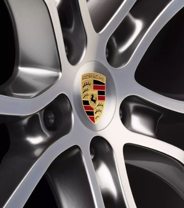 Picture of Coloured Crest Wheel Centre Caps Set 